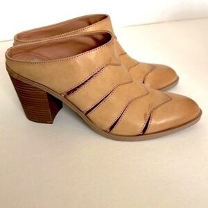 Dolce Vita/Distressed/Leather/Mule/Sz 9.5/Stacked Heel